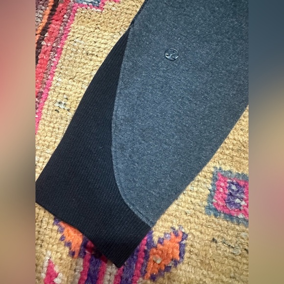 LULULEMON unique soft leggings sz 4 - Picture 6 of 9
